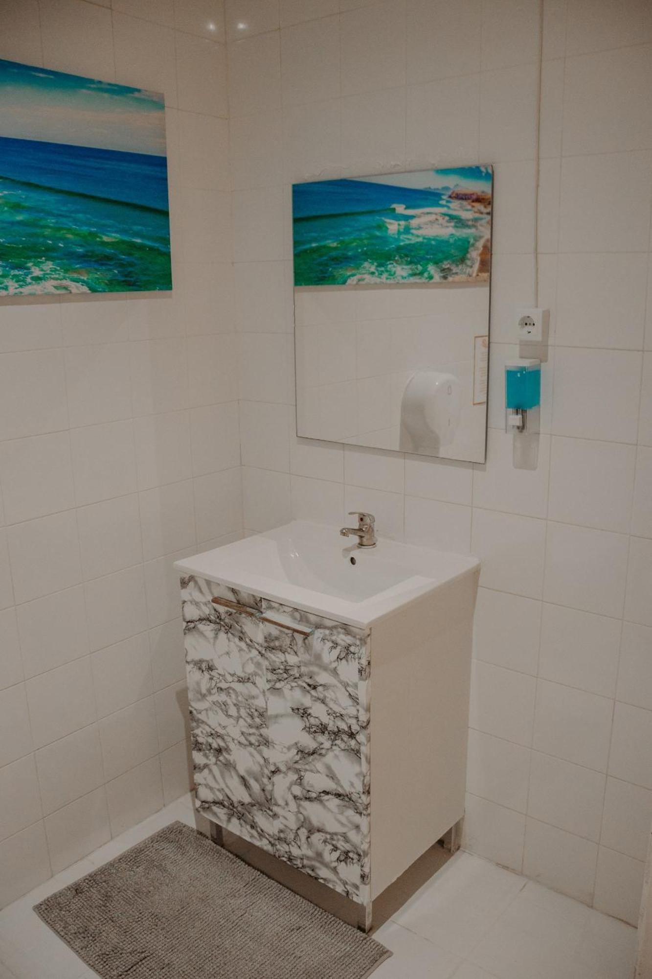 Rostelbem Guesthouse Lisbon Hostal