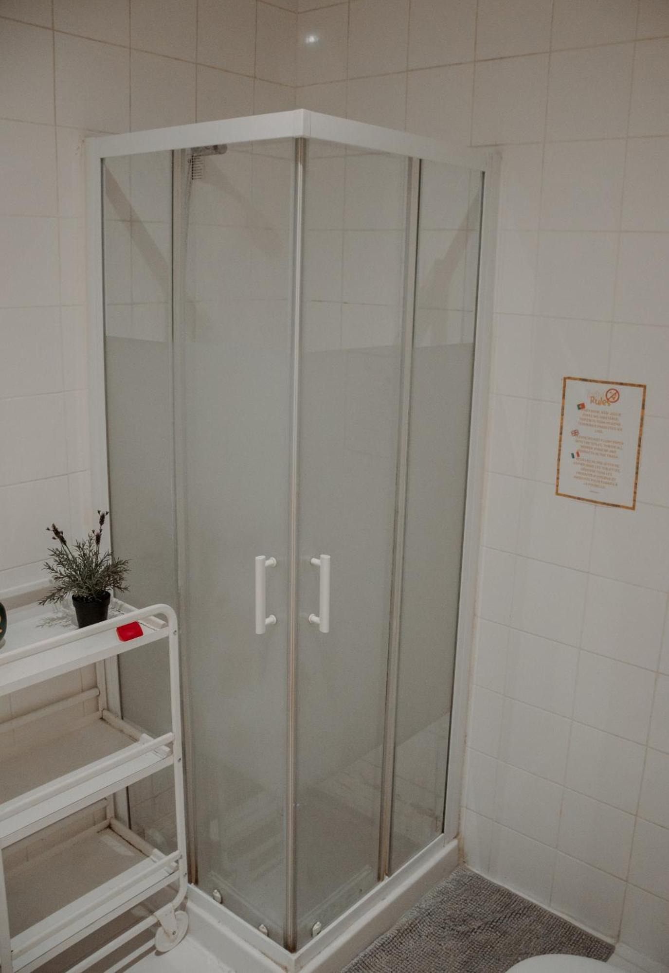 Rostelbem Guesthouse Lisbon Hostal